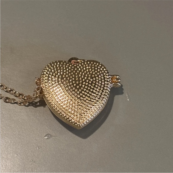 Pink Butterfly Heart Locket Necklace | Gold Plated | Cute Gift Jewelry | New - Picture 9 of 9